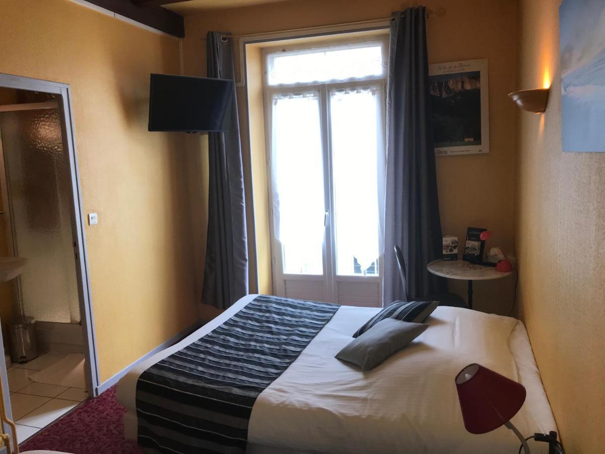 Hotel Magdeleine Romans-sur-Isere Exterior photo