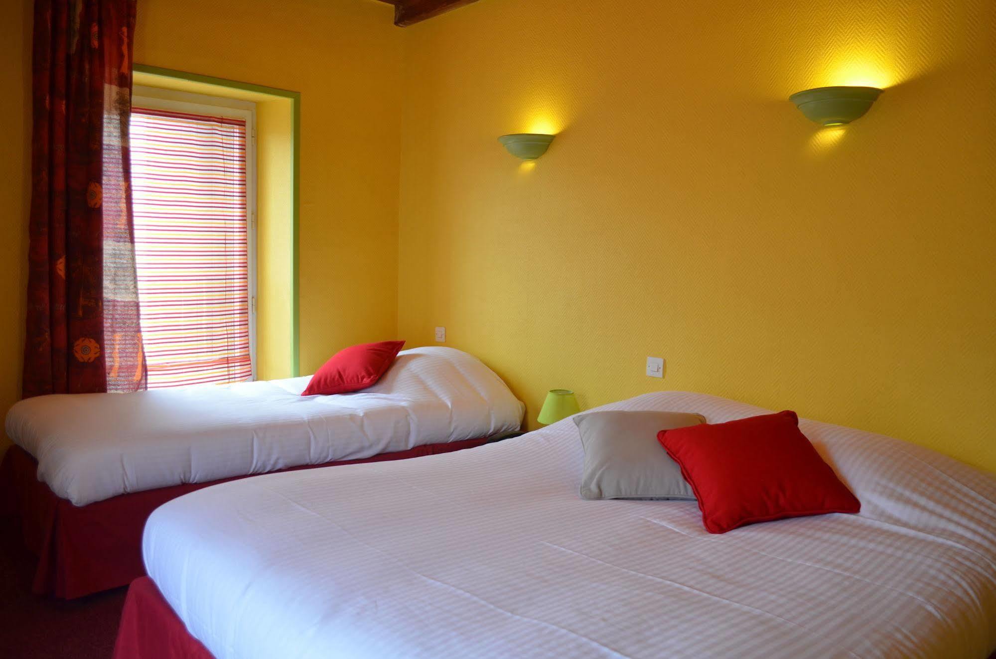 Hotel Magdeleine Romans-sur-Isere Exterior photo